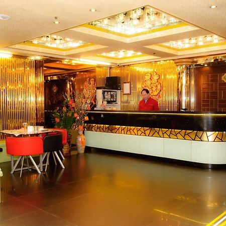 Holiday Hotel Makau Bagian luar foto